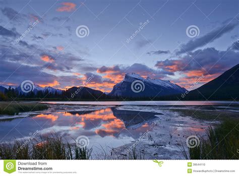 Vermilion Lake Alberta Banff Spring Canada Royalty Free Stock Image