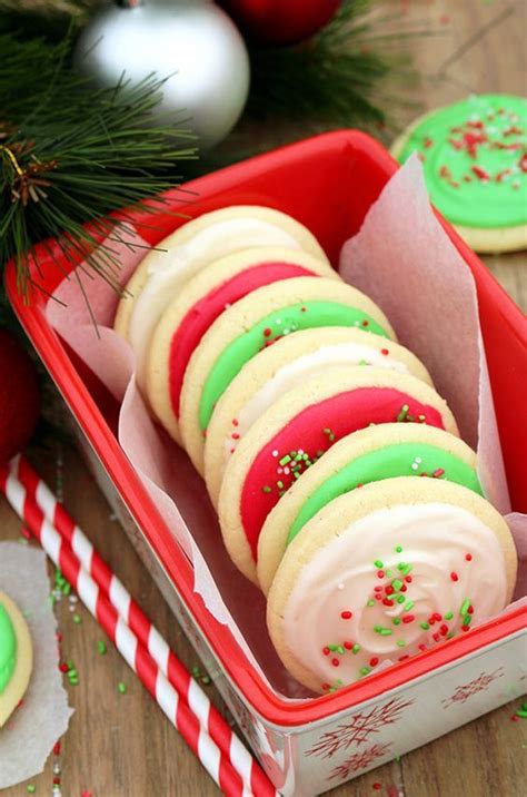 If you are looking for new christmas cookie to try, you need to give this recipe a. Christmas Sugar Cookies with Cream Cheese Frosting ...