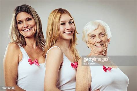 Women With Three Breasts Fotografías E Imágenes De Stock Getty Images
