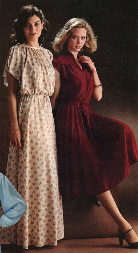 1970s Dresses And Skirts Styles Trends And Pictures