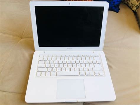 Macbook White 2010 Produto Vintage E Retro Apple Usado 45607871 Enjoei