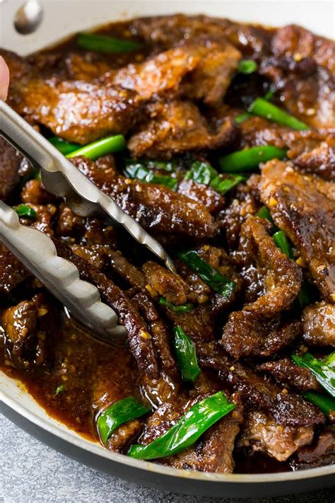 How to cook the beef crispy outside and tender insides. Mongolian Beef - Dinner at the Zoo