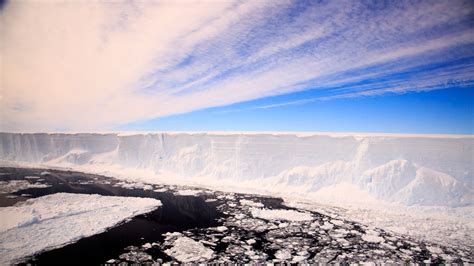 Mystery Ecosystem Under Huge Antarctic Iceberg Set For Exploration