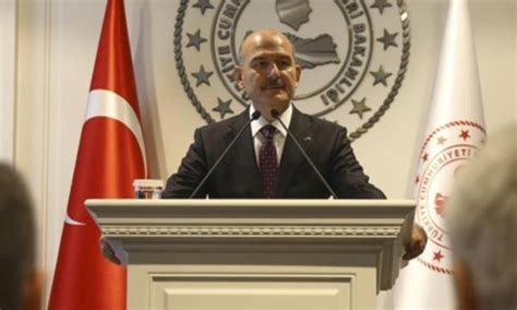 İçişleri bakanı süleyman soylu, artık göçün güzelliklerini, hayatlarımıza katkılarını konuşmanın, göçün ruhunu hatırlamanın, göçün duygusunu, sanatını, insanları nasıl da kaynaştırdığını. Süleyman Soylu 'Provokasyon yok' dedi, CHP'yi suçladı - Tele1
