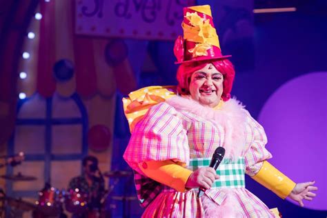 review dick whittington the puuurfect rock ‘n roll panto theatr clwyd by donna poynton get