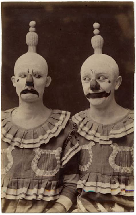 11 Vintage Circus Photos From When The Big Top Was All The Rage Creepy Vintage Vintage Circus