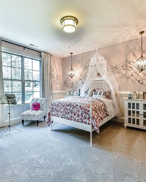 Wall painting ideas for music room artnak. Music themed pink girls bedroom with music notes across ...