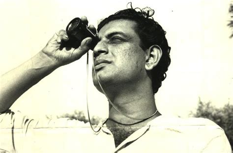 Through the efforts of restorers, a marvelously reconstructed digital restoration is now opening. Satyajit Ray - Upperstall.com