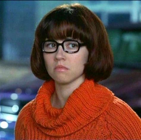 Linda Cardellini S Iconic Tv Role Velma Scooby Doo