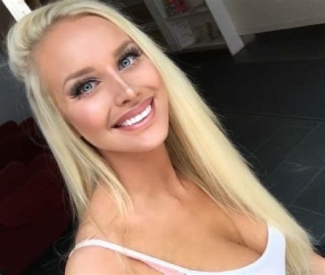 Upon her return, prosecutors charged her with. Modeller | Miss Universe Sweden