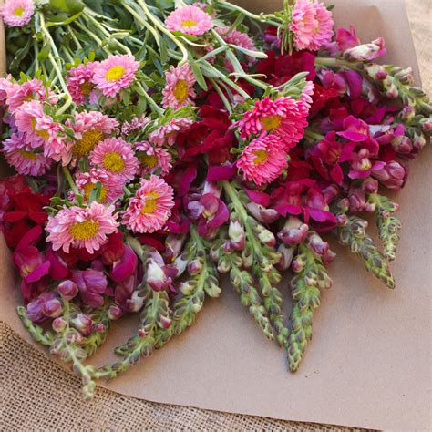 When done right, flowers are the perfect gift. Sustainable Valentine's Day flowers: Your online options ...