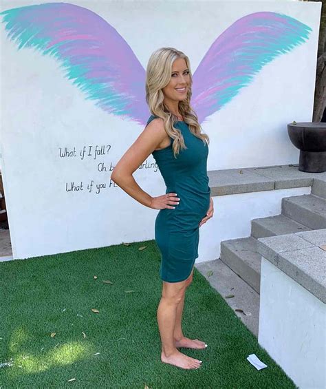 Pregnant Christina Anstead Shows Off 20 Week Bump In New Photo