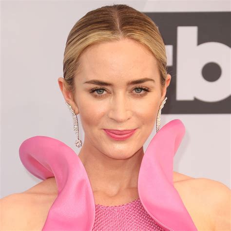 Emily Blunt Turns Heads In A Waist-Cinching Polka Dot Dress As She