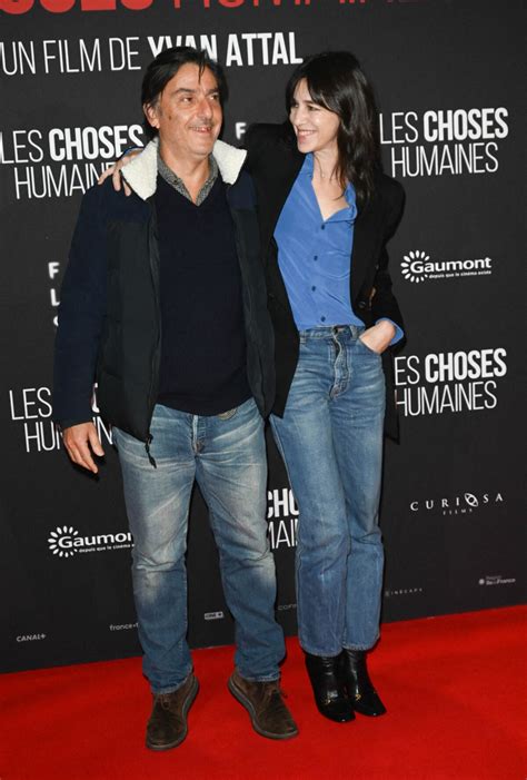 Photo Yvan Attal Et Sa Compagne Charlotte Gainsbourg Avant Premi Re The Best Porn Website