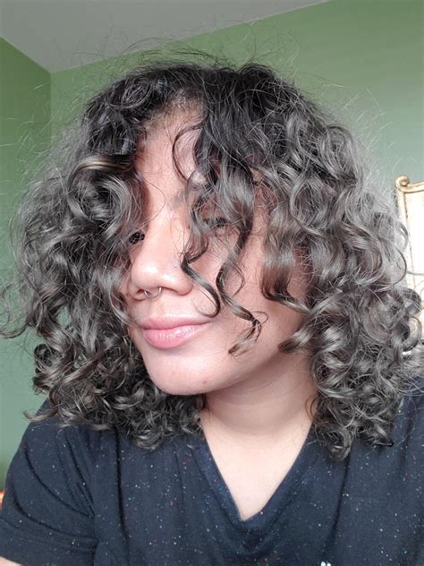 Found A Routine That Works On My 2c 3a Hair But Its Still A Tad Frizzy My Hair Gets Super Dry