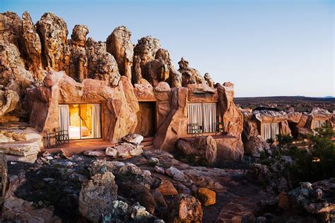 Most Bizarre Building Structures And Architectural Designs ...