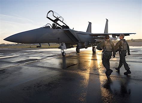 F 15e Strike Eagles Imprint Their Predator Forms On The Blue American