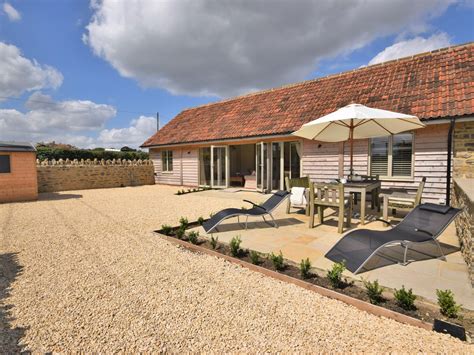 Read reviews of your nearest local. 2 Bedroom Cottage in Sherborne - Dog Friendly Cottage in ...