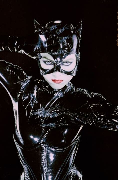 Michelle Pfeiffer As Selina Kyle Catwoman In Batmans Return 1992 Catwoman Catwoman Cosplay