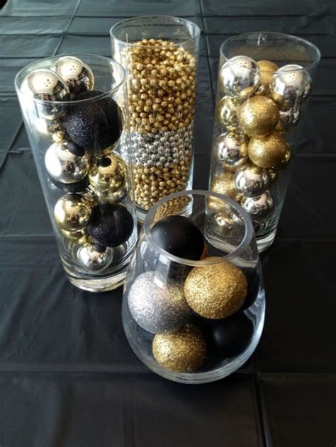 Gold and black for the warm…» 54 Super Elegant Black And Gold Christmas Décor Ideas ...