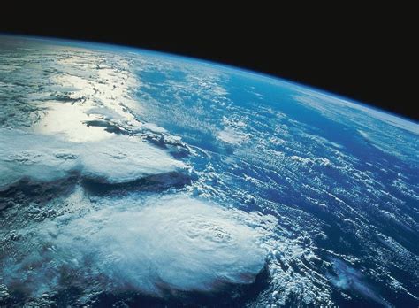 Earth Atmosphere Facts