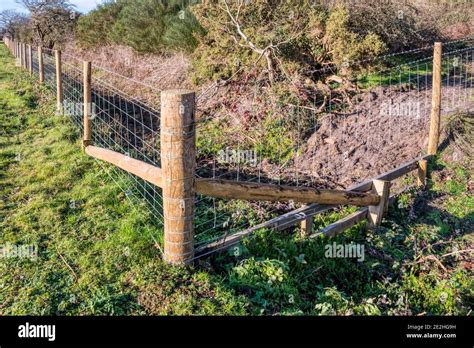 Stock Proof Fence Hi Res Stock Photography And Images Alamy