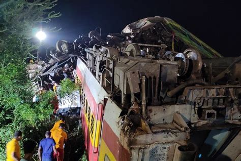 Lebih 200 Tewas Dalam Tabrakan Kereta Di India Begini Cerita Korban