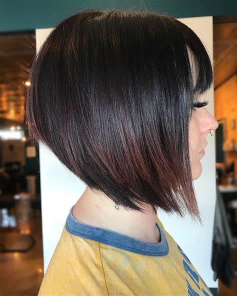 Shiny Razored Brunette Bob With Bangs Brunette Bob With Bangs Stacked Bob Hairstyles Angled