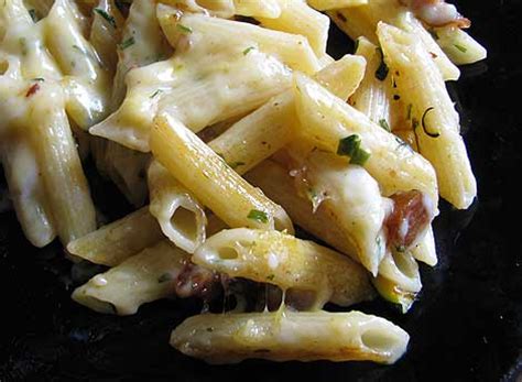 Dieses rezept blumenkohl überbacken, ist in der zubereitung einfach und ergibt eine preiswerte, wohl schmeckende gemüsebeilage aus frischem blumenkohl, für die ganze familie. Bester veganer Käse - ein Update › Unverbissen vegetarisch