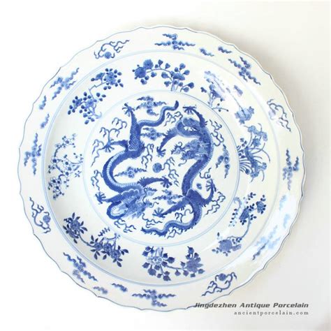 Ryqq4317inch Hand Painted Dragon Design Blue And White Porcelain