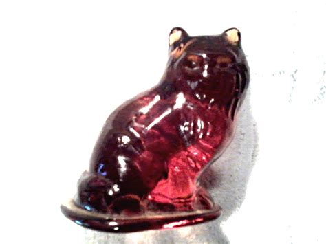 Viking Amber Glass Cat Paperwight 7761 Circa 1978 Collectors Weekly