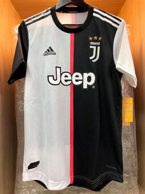 Get your juventus jersey, along with tons of juventus fc gear, shirts and apparel for cristiano ronaldo and more stars at our juventus fc store. CLIMACHILL ADIDAS JUVENTUS FC Home 2019-2020 AUTHENTIC Jersey