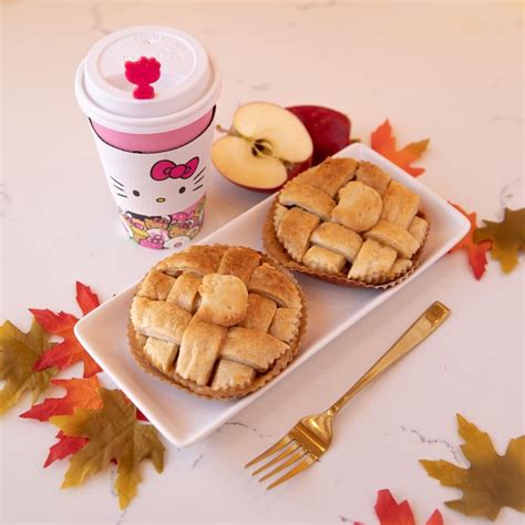 Hello Kitty Cafe On Instagram “mama S Apple Pie With Hot Apple Cider Is A Perfect Fall Treat