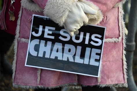 Frances Charlie Hebdo Publishes Provocative Islam Cartoon The Muslim Times