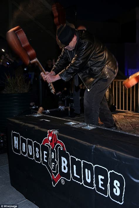 Jim Belushi And Dan Aykroyd Host House Of Blues Opening Daily Mail Online