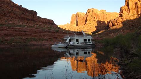View details | add business: Houseboat Rentals | Antelope Point Marina | Lake Powell