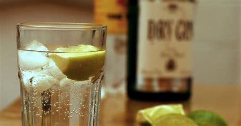 thomas hoskyns leonard blog if you love drinking gin and tonic you could be a psychopath