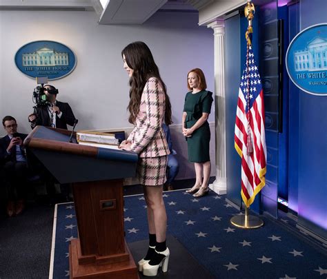 Olivia Rodrigo Wore This Bold Shoe Trend To The White House Who What