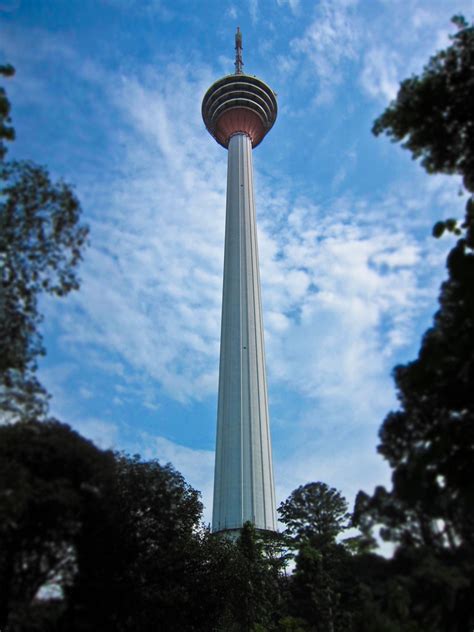 The kl tower is a 421m high telecommunications and broadcasting tower which actually appears to be taller than the petronas towers, because it is built on a hill. Menara Kuala Lumpur Tower | A picture I took of the KL ...