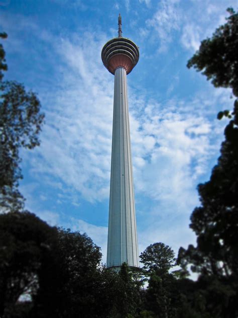 Along with the petronas twin towers, menara kl tower is easily malaysia's most recognizable and popular landmark. Menara Kuala Lumpur Tower | A picture I took of the KL ...