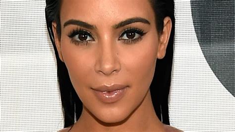 kim kardashian shares naked pregnancy selfie on instagram