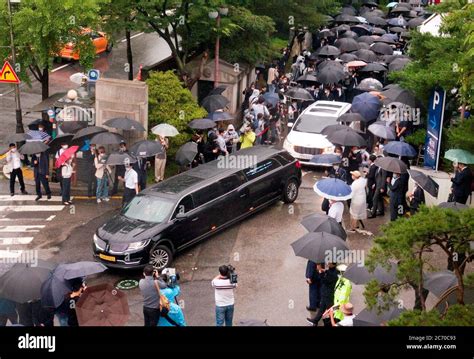 Seoul South Korea 13th July 2020 A Hearse Carrying A Coffin