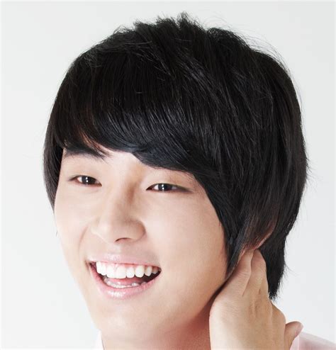 I love yoon si yoon and if you do too then this post is a double treat. Pin on Yoon Si-Yoon