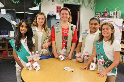 Huntington Beach Girl Scout Troop A Fun Communtity Service Project