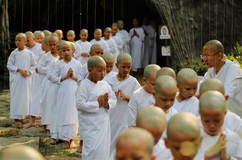 (2) she is not becoming a nun for secular reasons such as security, a motive laypeople may accuse jomos of having. West Wight Sangha: Novice Thai Nuns