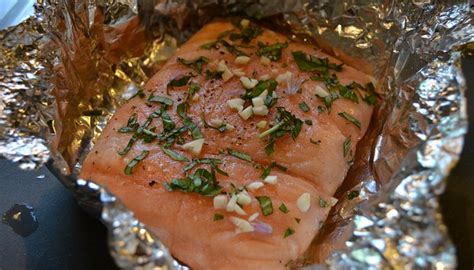 Algunas ideas sobre cómo cocinar salmón. SALMON EN PAPILLOTE