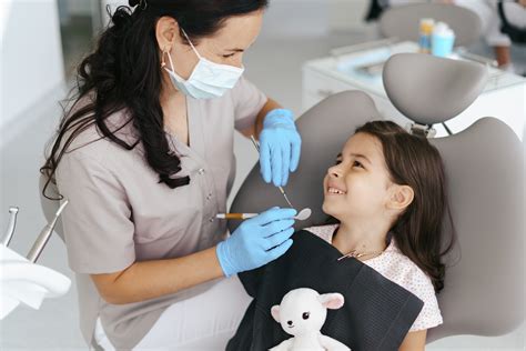 Manejo Del Comportamiento De Los Niños En La Consulta Dental
