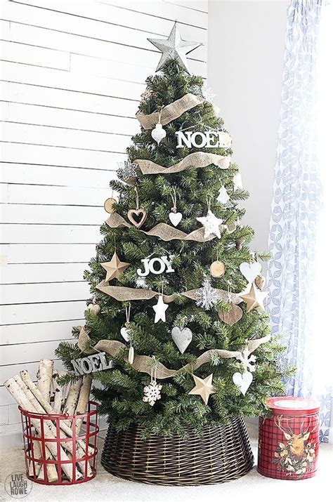 Original Christmas Tree Stand Ideas With Diy Charm