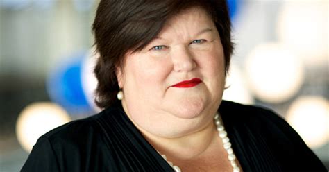 I forget what country, but another countries' equivalent of it's health minister is also obese and is a physician. Maggie De Block gaat voor burgemeester | Radio 2, de ...