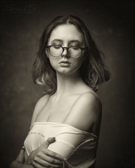 Wallpaper Sepia Model Bare Shoulders Portrait Serg Vs Women With Glasses 1584x1980